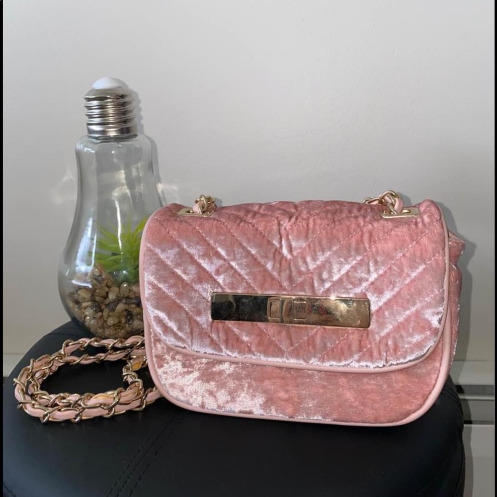 🚫SOLD🚫  - Call It Spring purse